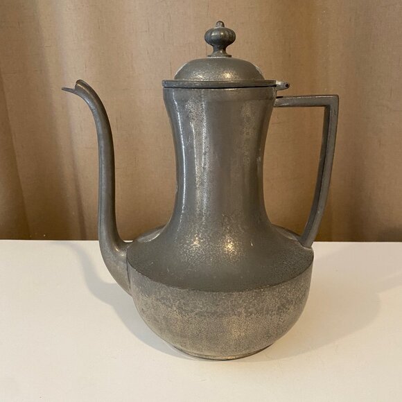 Vintage Pewter Pitcher by Ray Silver Co. 364 - Coffee, Tea, Barware - Picture 1 of 6